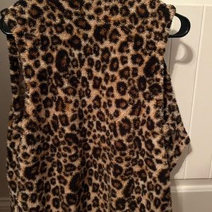 Leopard vest